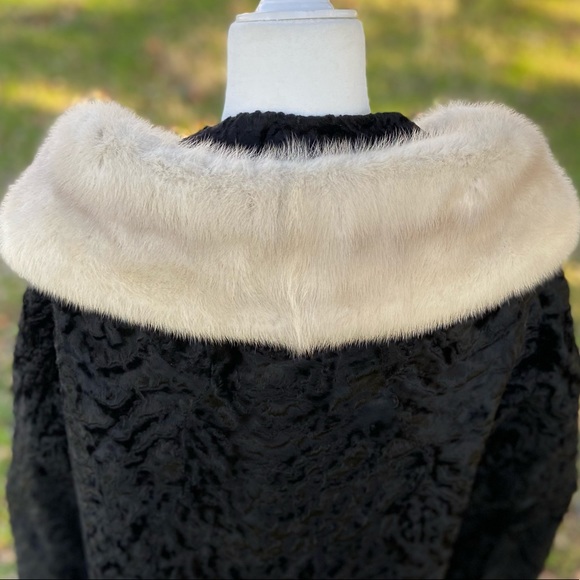 Vintage | 1950’s Persian Lamb & Mink Collar Cropped Swing Jacket - Picture 14 of 16